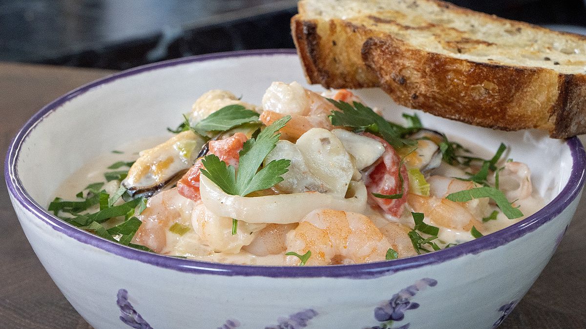 Праздничный морской коктейль: как приготовить шедевр на стол