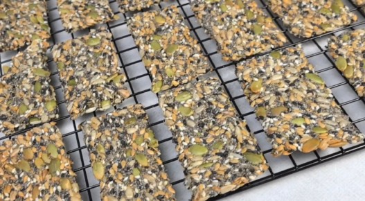 Вкусные и полезные веганские хлебцы: идеальный выбор для всей семьи