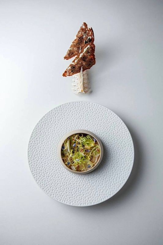 Изысканные сочетания: Атлантическая скумбрия с черной икрой