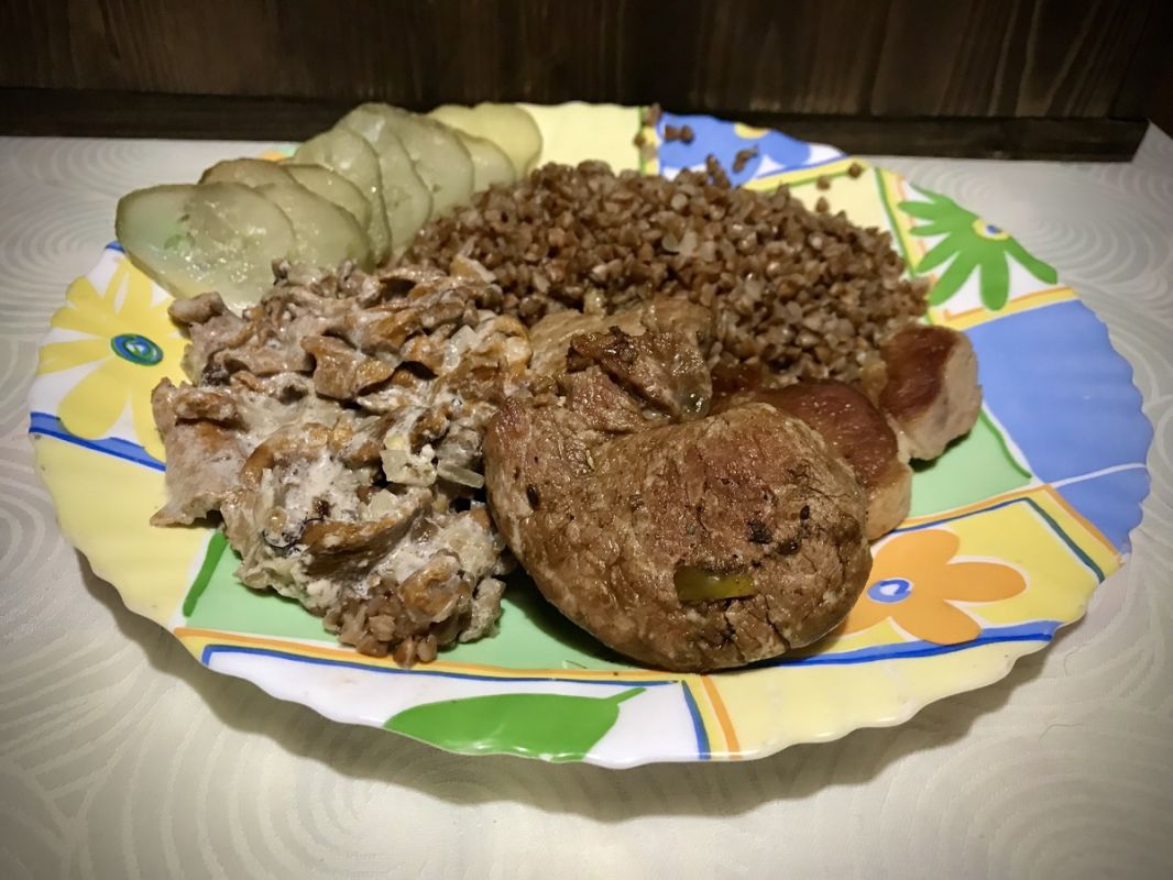 Сочные стейки с лисичками: простой и аппетитный рецепт