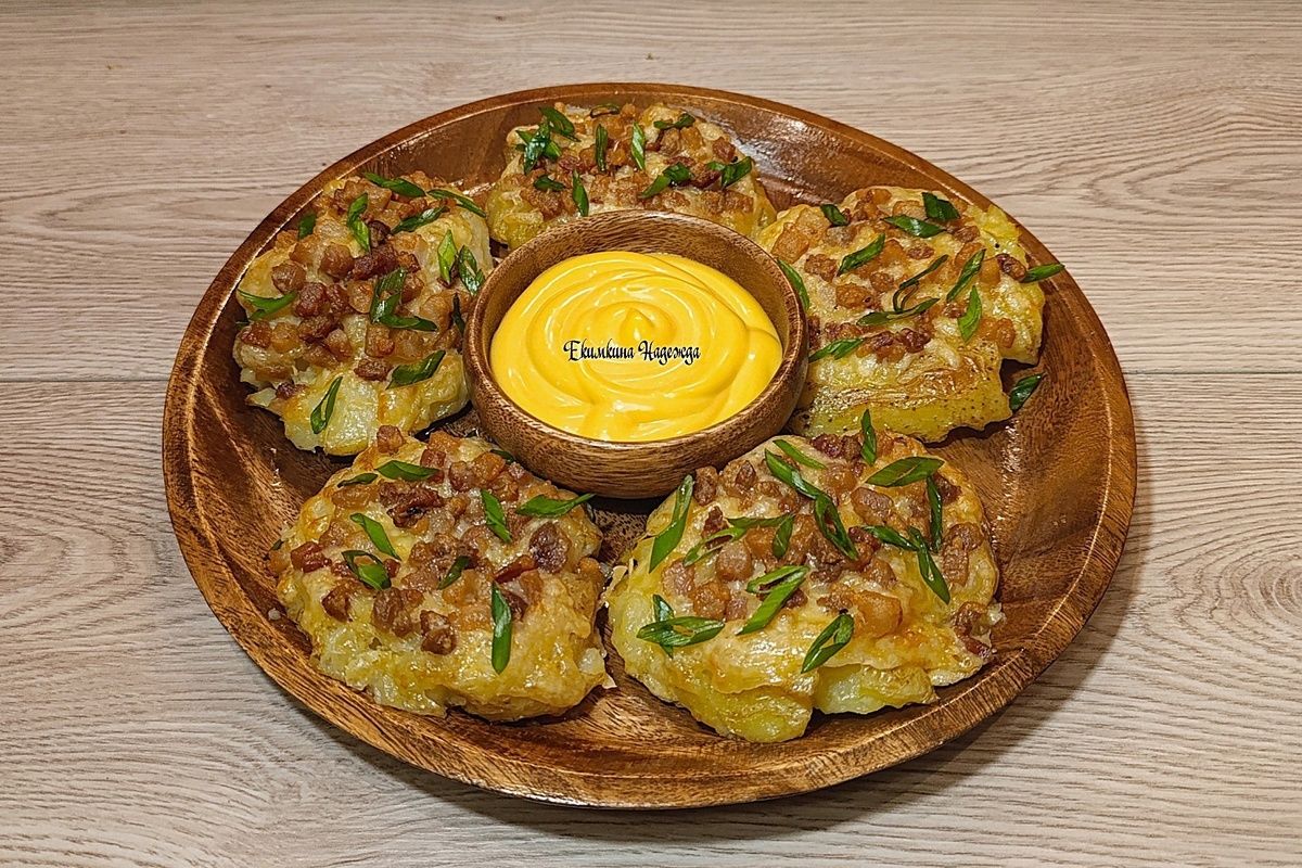 Зимняя находка: хрустящий мятый картофель со шкварками