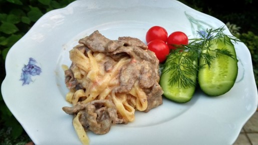 Бефстроганов за полчаса: простой рецепт для современного кулинара