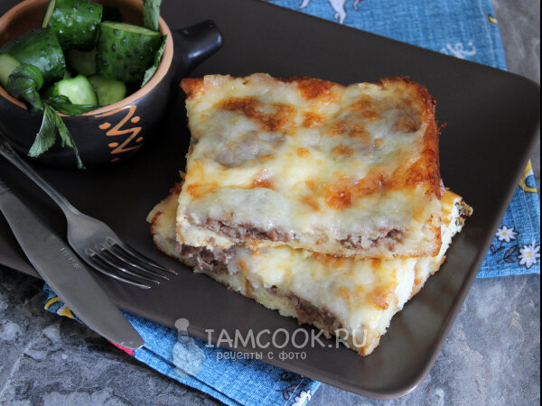 Не спешите выбрасывать батон: превращаем его в оригинальный пирог