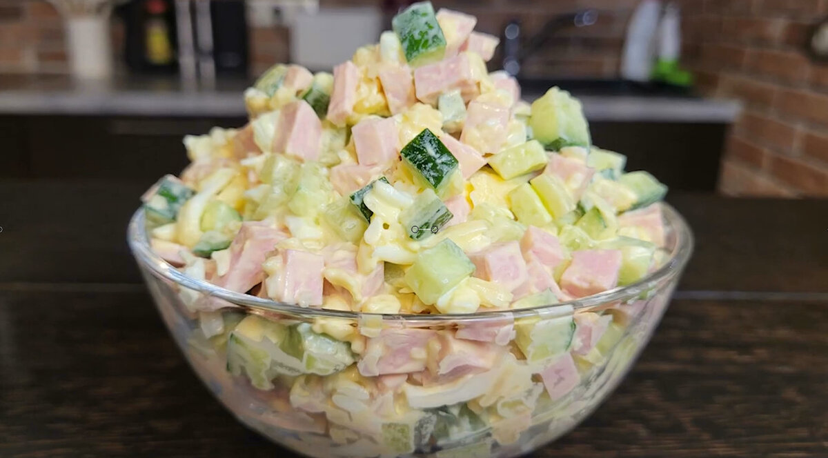 Легкий и быстрый салат для ленивых дней