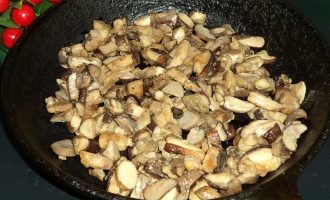 Кубете с белыми грибами: уникальный пирог, который удивит