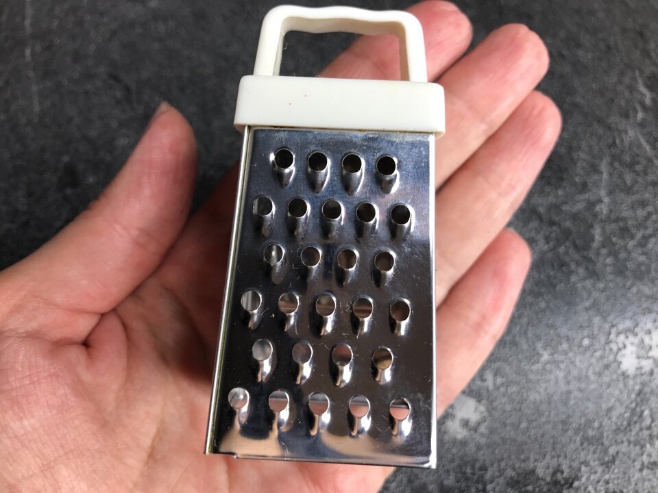 Мини-тёрка: полезный аксессуар или просто забавный декор?