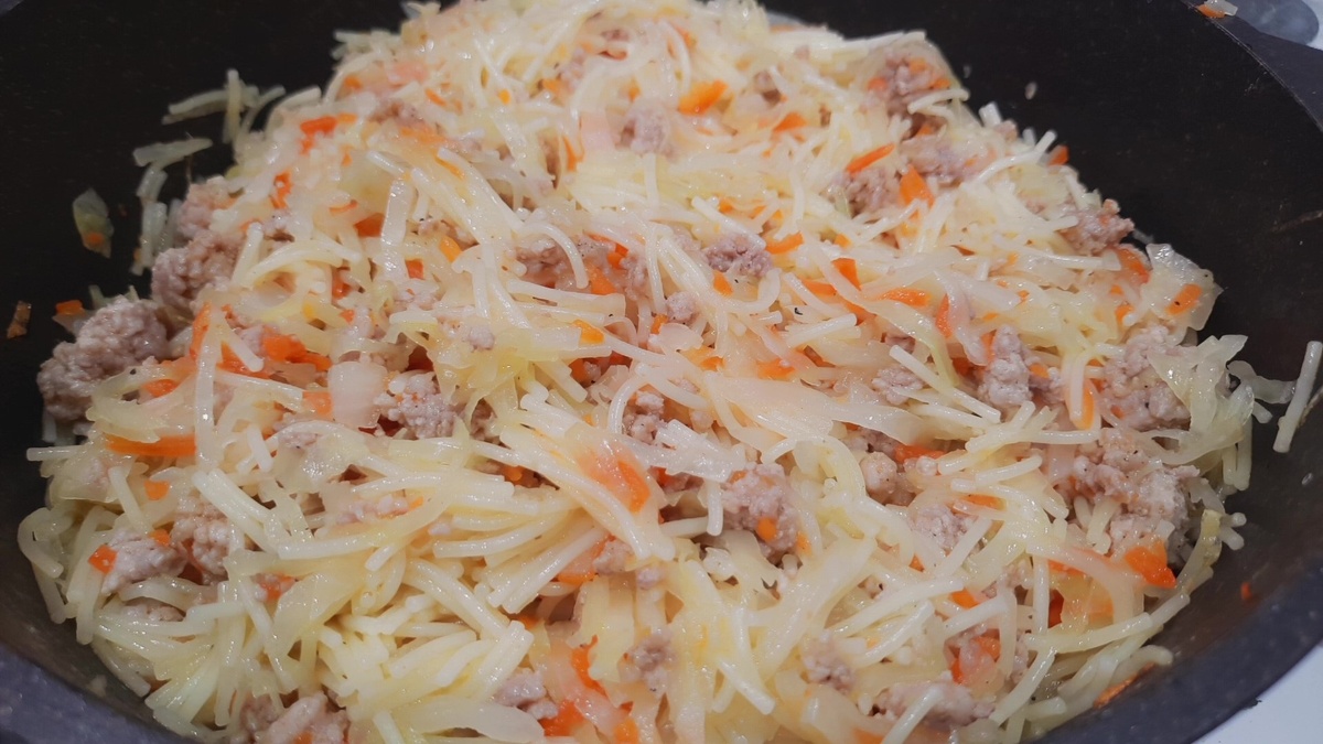 Капуста, которая помогает худеть: легкий рецепт с вермишелью