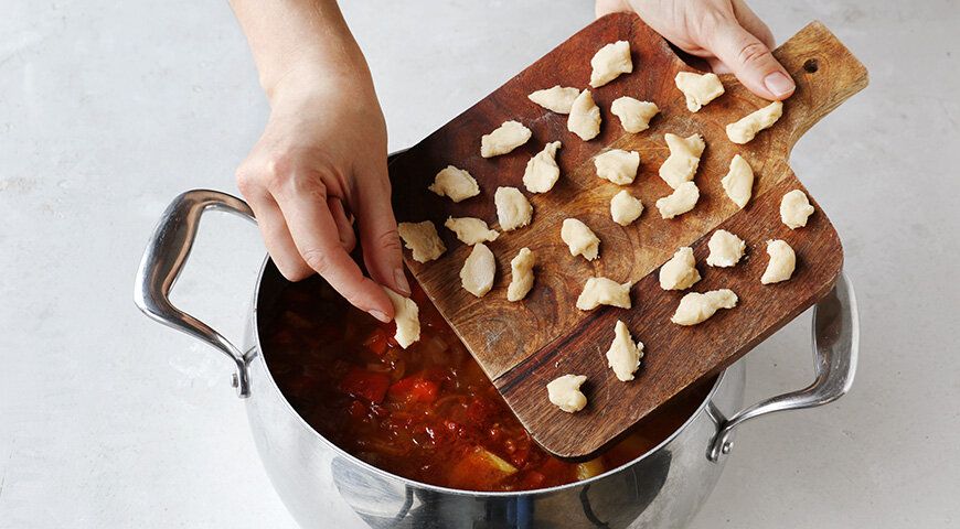 Как приготовить настоящую венгерскую еду: уютный гуляш для всей семьи