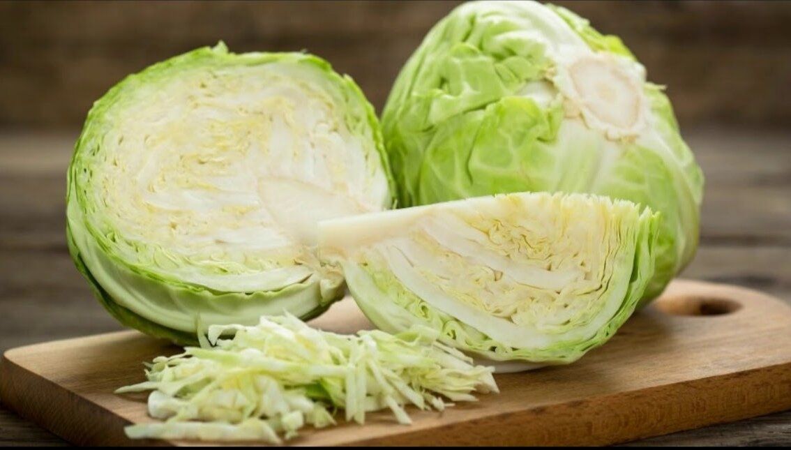 Вкусный пирог с капустой на пивном тесте: простой рецепт для каждой хозяйки