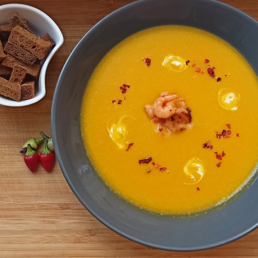 Тыквенный суп-пюре: идеальный осенний ужин без лишнего тяжестей