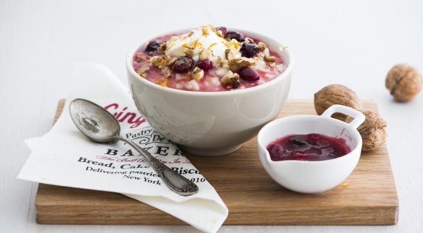 Овсянка на завтрак: 9 креативных рецептов для любого настроения