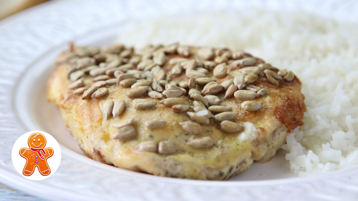 Нежная курица в семечках с ароматным рисом