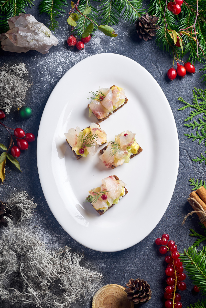 Канапе на хлебе: основные секреты и удивительные сочетания