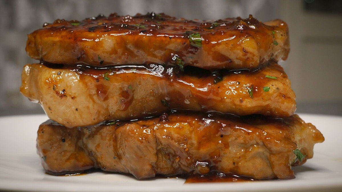 Сочная свинина за 15 минут в медово-чесночном соусе