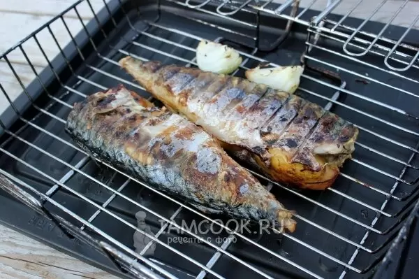 Шашлык из скумбрии: бюджетный и вкусный вариант для барбекю