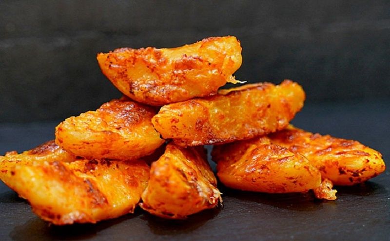 Запеченный картофель с паприкой и сыром: простой рецепт для ваших гурманских вечеров