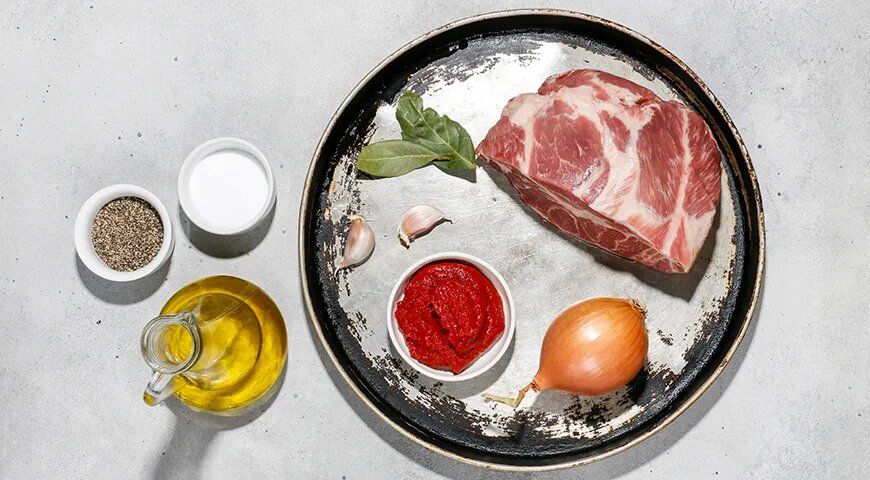 Сочный вкус свиной поджарки: как приготовить с простыми ингредиентами